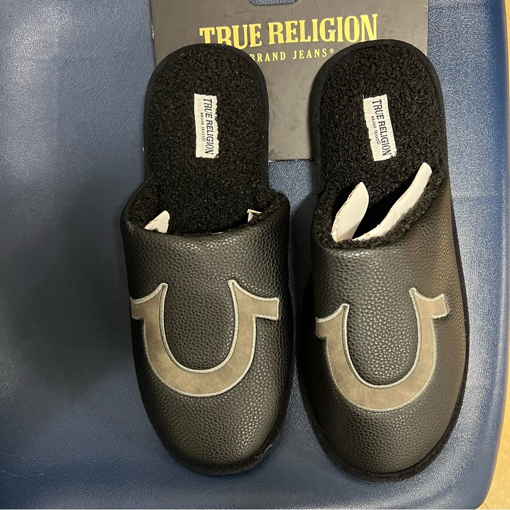 True religion slippers size 13